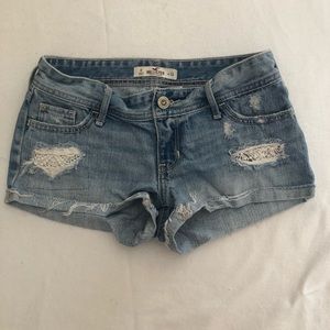Hollister Light Wash Jean Shorts Size 0